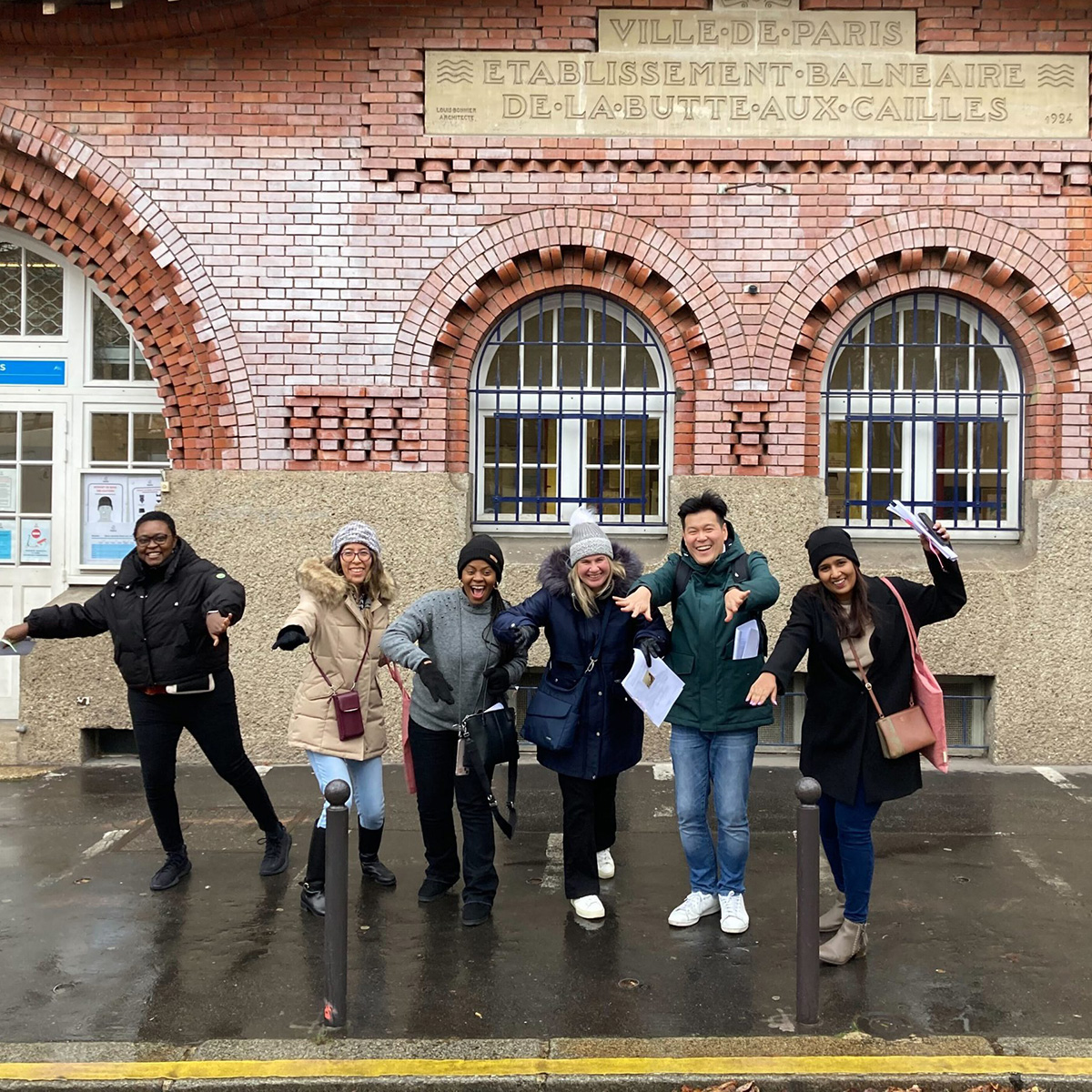 expatriate's integration dive into french culture