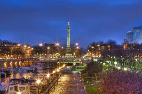 place de la bastille - fêtes en France