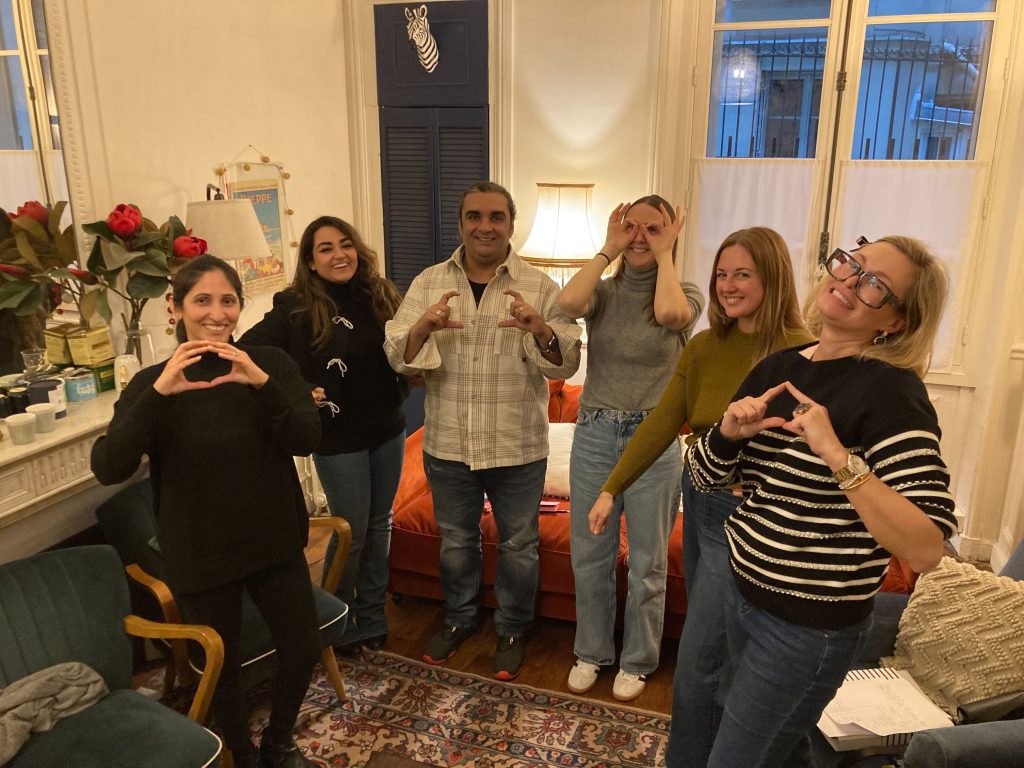 expat partner autonomy