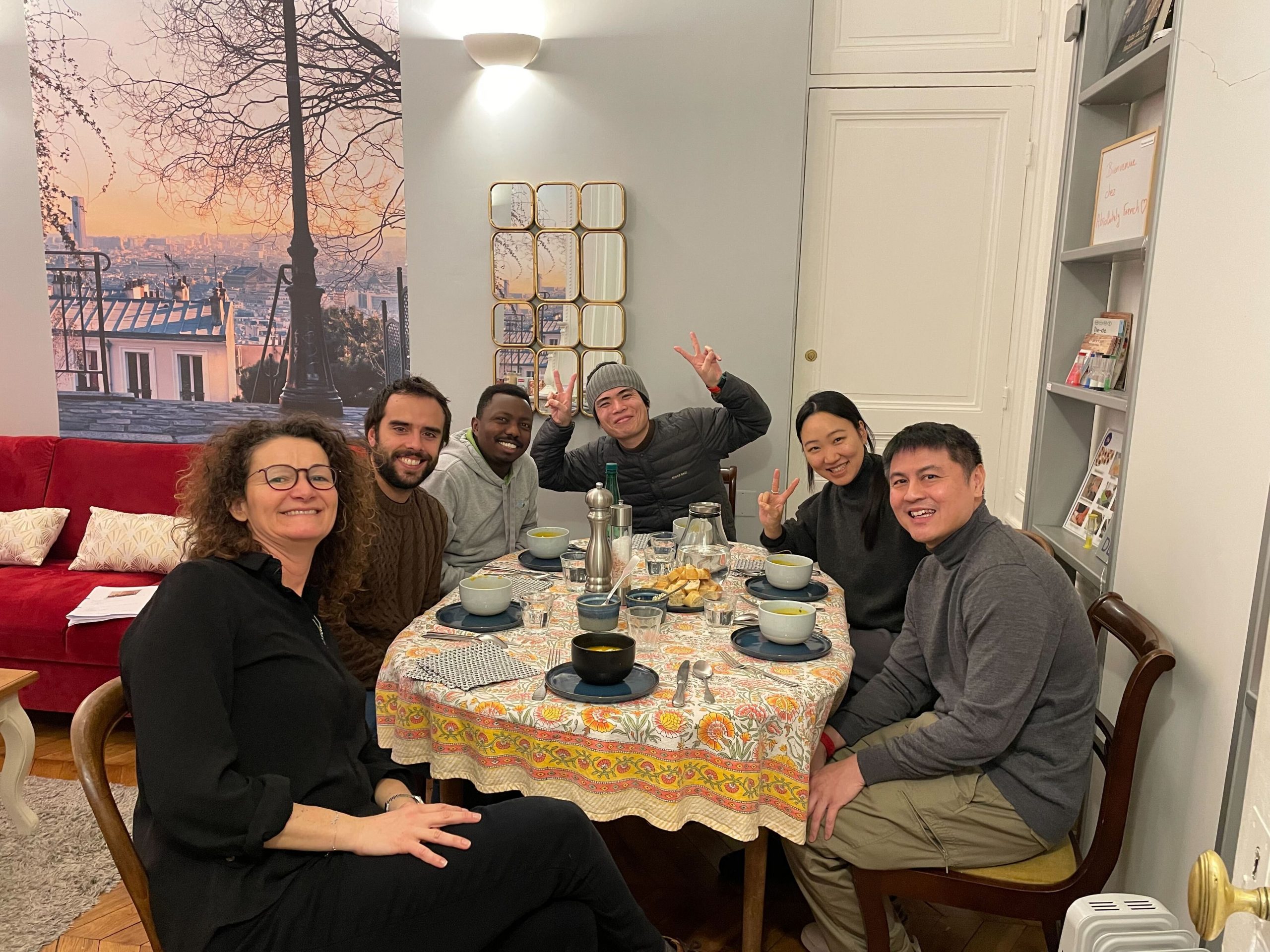 Connection and expat spouse support at Absolutely French