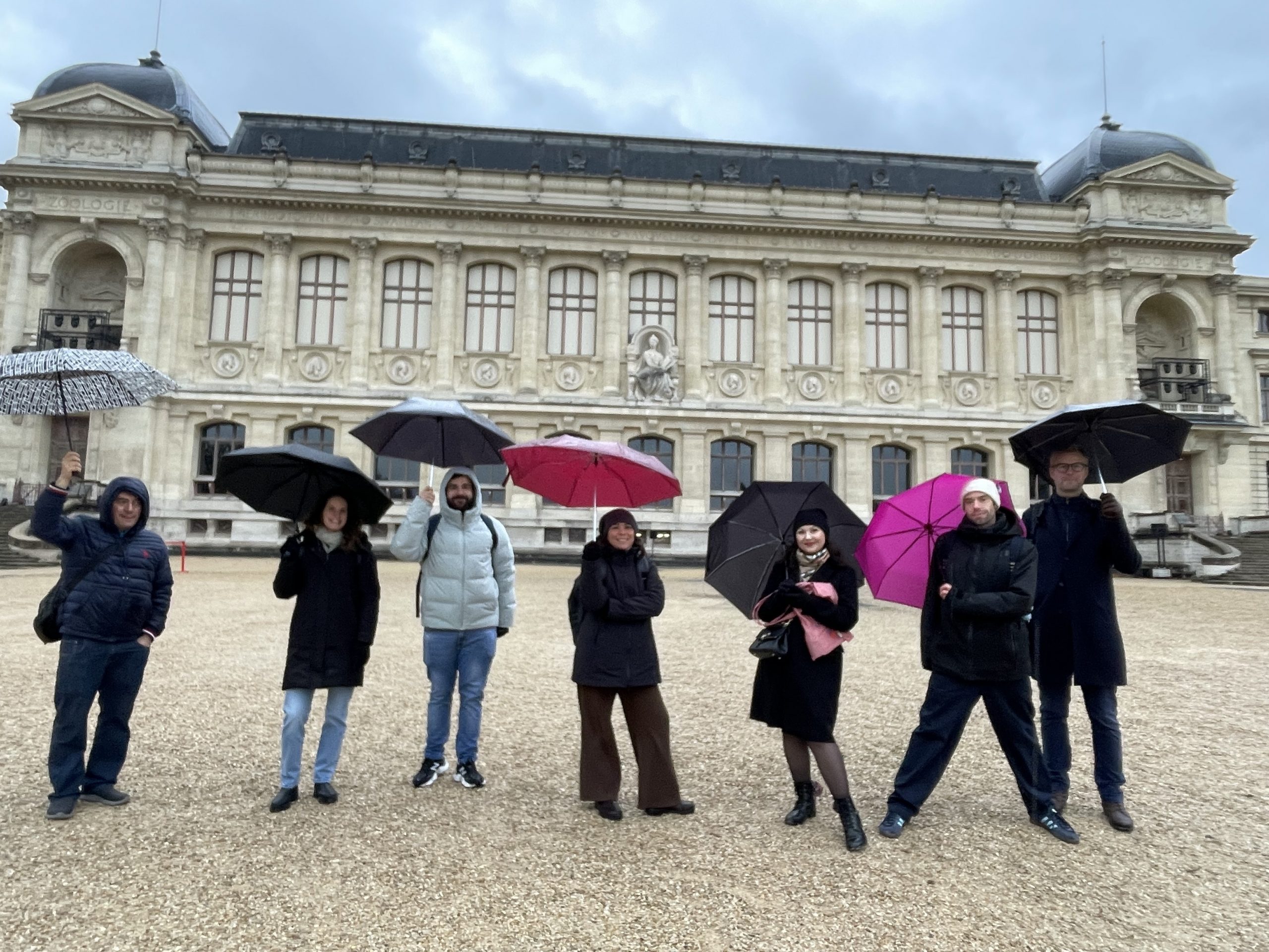 Expatriate partner integration with Absolutely French