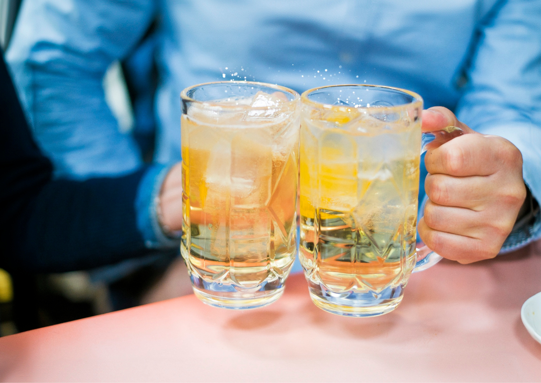 single expats in apéro