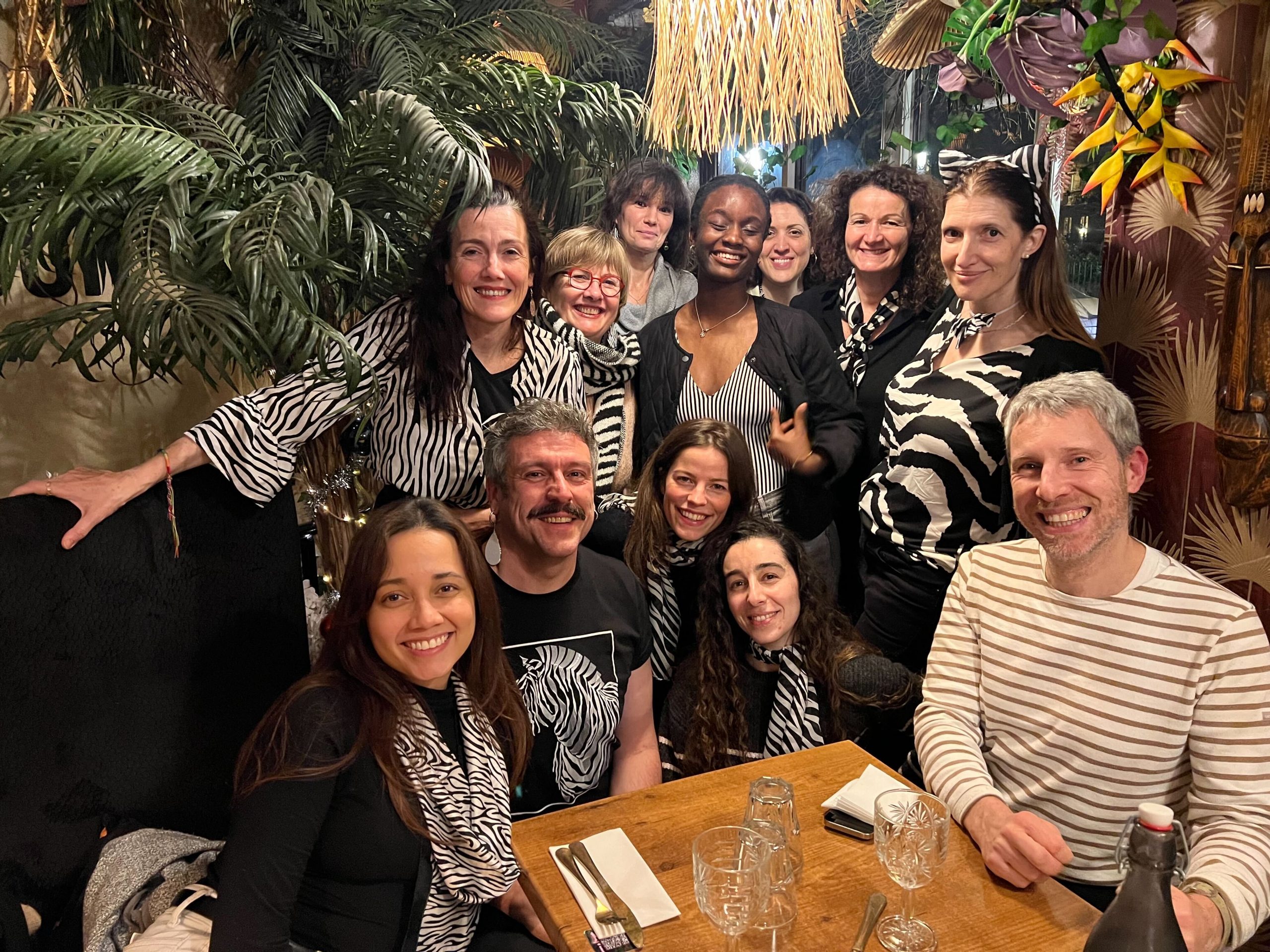 team absolutely - support expat partner, integration center, language cultural and practical adaptation