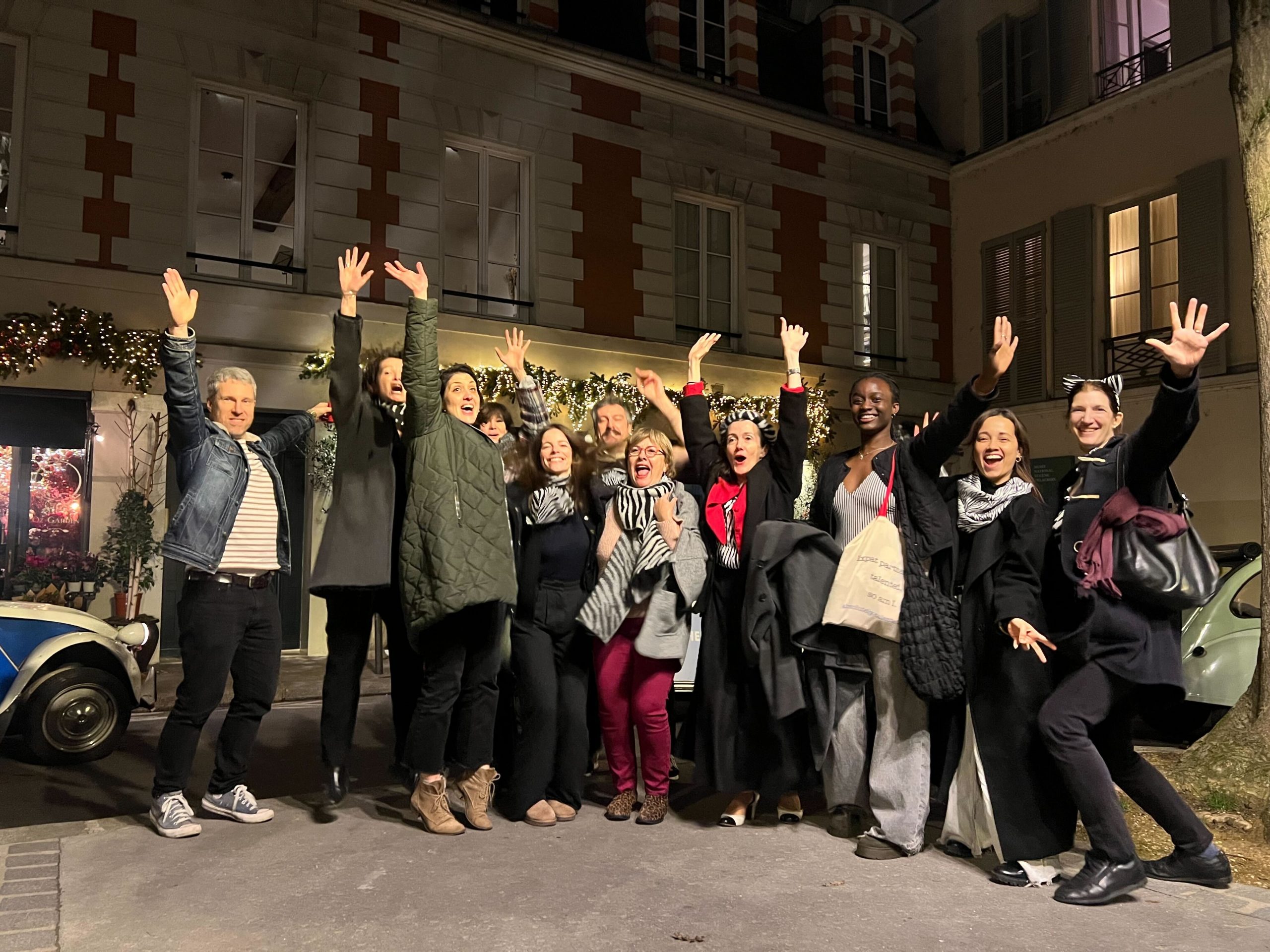 Absolutely French team support expat spouses in France to integrate them